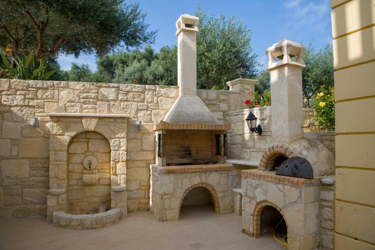Casa Leone Suites Stalós 외부 사진