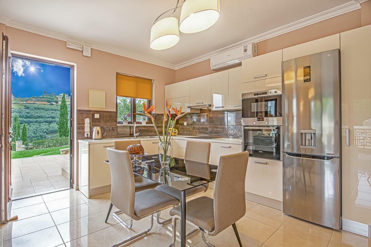 Casa Leone Suites Stalós 외부 사진